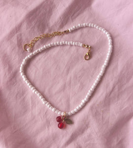 Cherry Pendant Pearl Necklace: 16inches