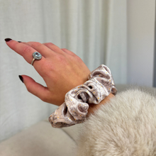 Load image into Gallery viewer, Nude Flowers Scrunchie