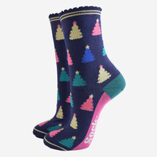 Load image into Gallery viewer, Women&#39;s Bamboo Socks - Navy Blue/Pink, Christmas Tree: UK 3-7 | EU 36-40 | US 5-9