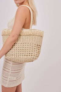 Woven Faux Shell Bag in Natural: Natural