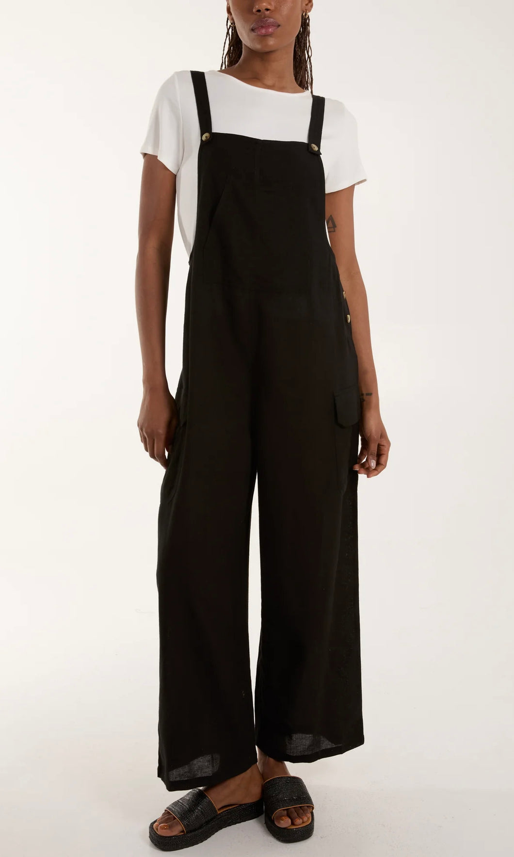 BLACK BUTTON DETAIL WIDE LEG DUNGAREES