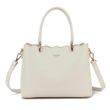 Load image into Gallery viewer, Cream Scalloped Bag