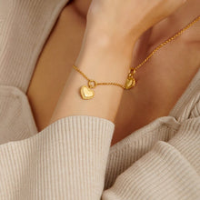 Load image into Gallery viewer, &#39;Love&#39; Waterproof Gold Heart Bracelet