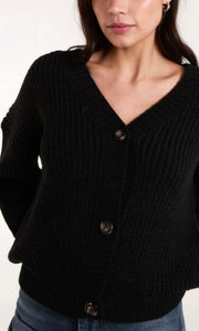 BLACK V-NECK BUTTON UP KNIT CARDIGAN