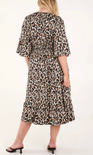 Load image into Gallery viewer, CURVE ANIMAL PRINT SHIRRED MIDI DRESS