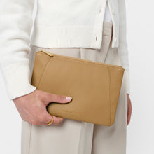 Load image into Gallery viewer, Camel Hana Pouch