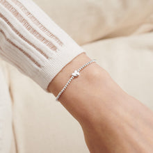 Load image into Gallery viewer, Share Happiness &#39;Aunties Like You, Are Far And Few&#39; Bracelet In Silver Plating