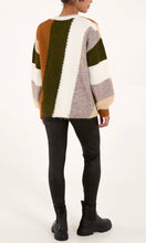 Load image into Gallery viewer, STRIPE SEQUIN DETAIL FLUFFY JUMPER