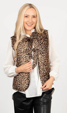 Load image into Gallery viewer, ,Noa Quilted Gilet - Neutral, Leopard