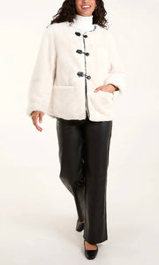 CREAM COLLARLESS TOGGLE DETAIL FUR JACKET