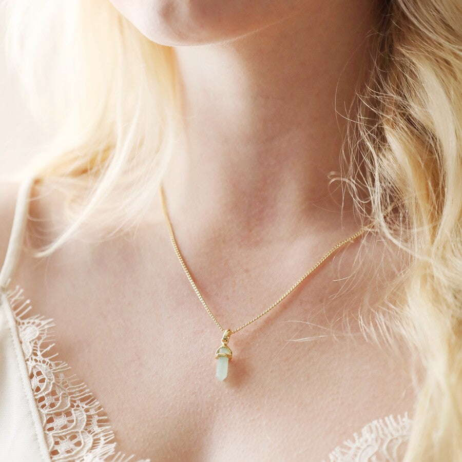 Green Aventurine Crystal Point Pendant Necklace in Gold