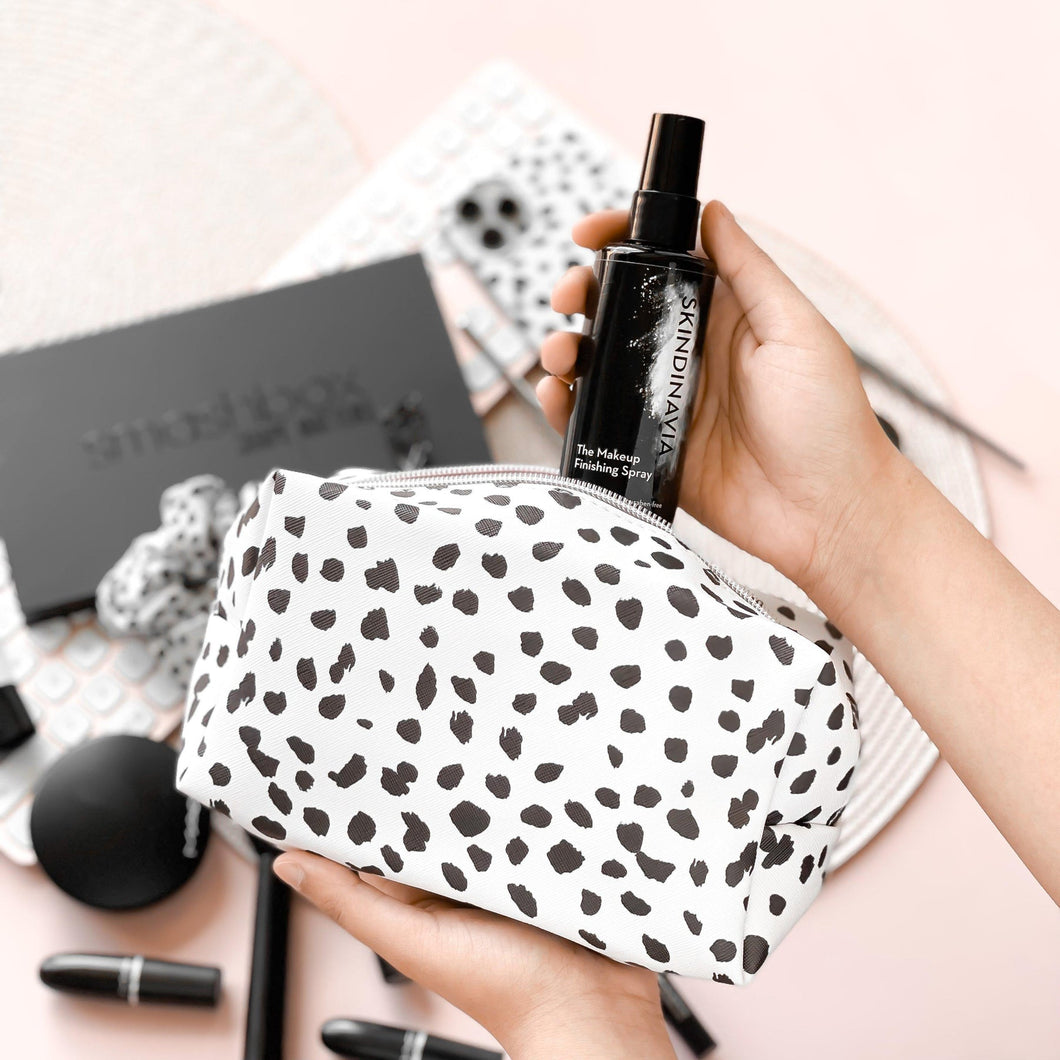 Monochrome Spots Make Up Bag