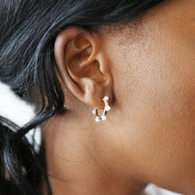 Load image into Gallery viewer, Gold Pearl Edge Hoop Stud Earrings